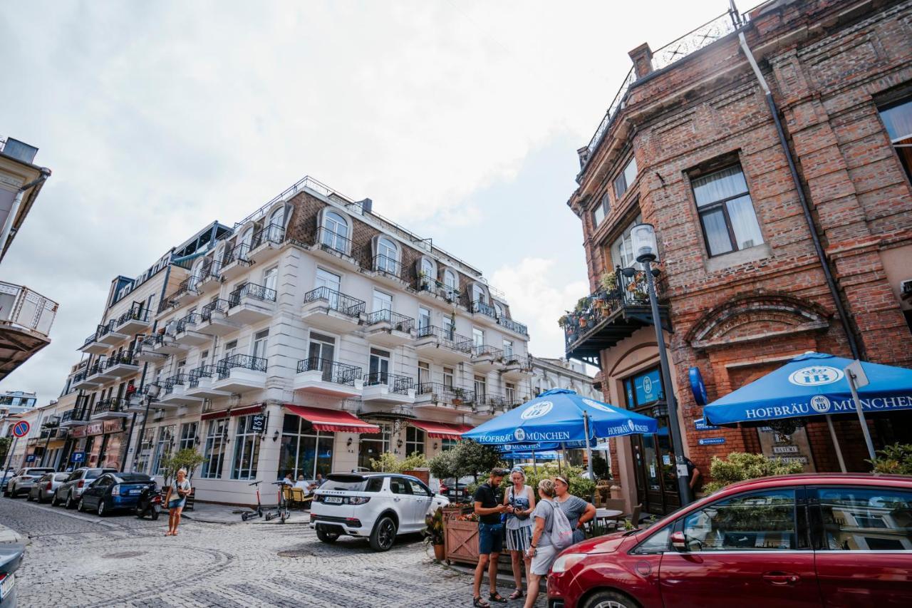 West Apart Hotel Batumi Ngoại thất bức ảnh