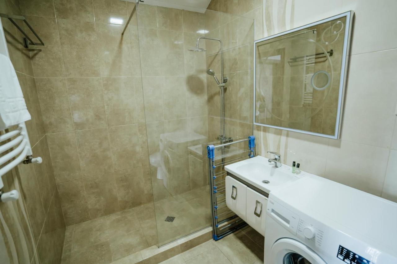West Apart Hotel Batumi Ngoại thất bức ảnh