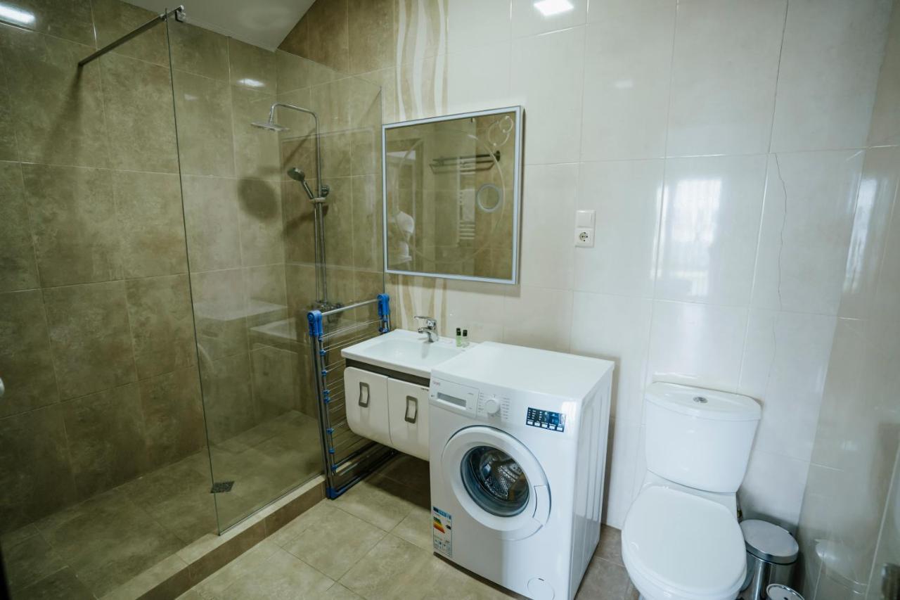 West Apart Hotel Batumi Ngoại thất bức ảnh