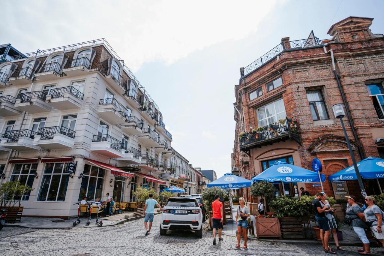 West Apart Hotel Batumi Ngoại thất bức ảnh